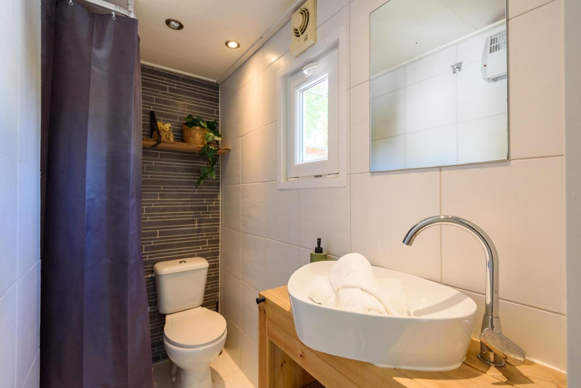 Chalet Op Rustig Park Op De Veluwe Путен Екстериор снимка
